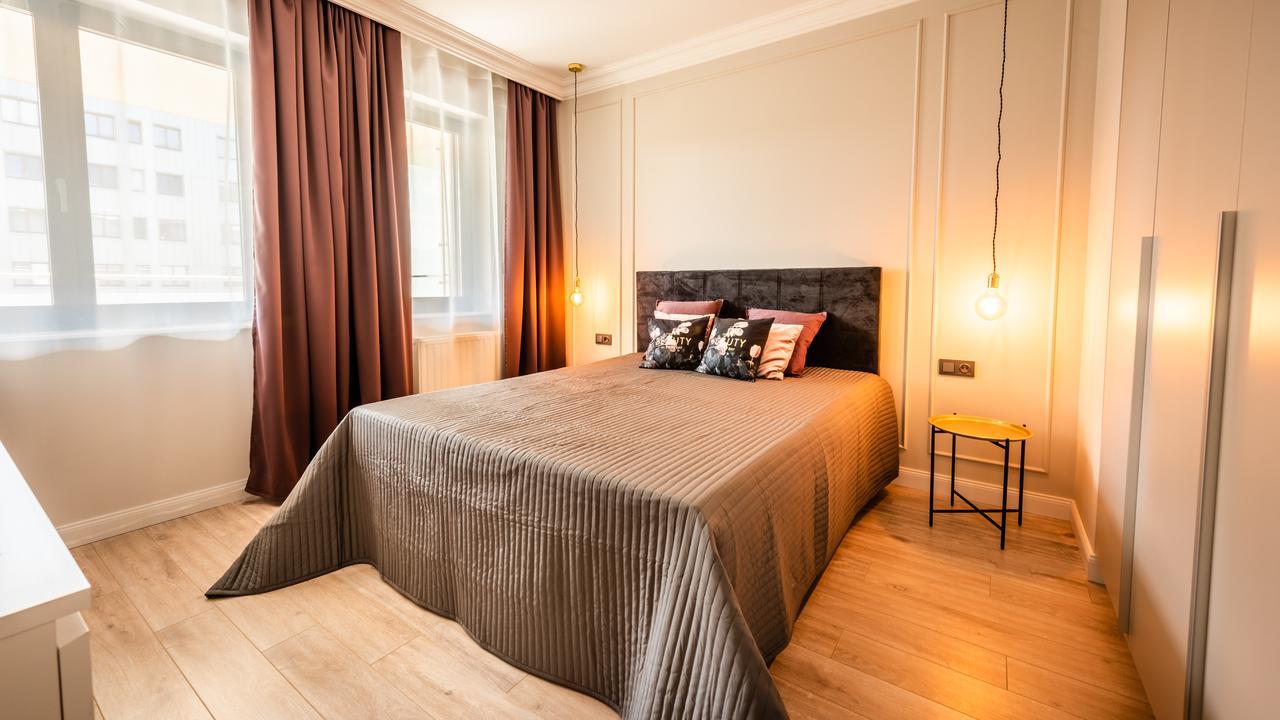 Apartment A11 & Dermique *