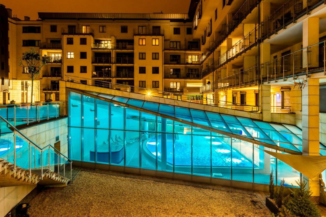 A11 & Dermique Apartment