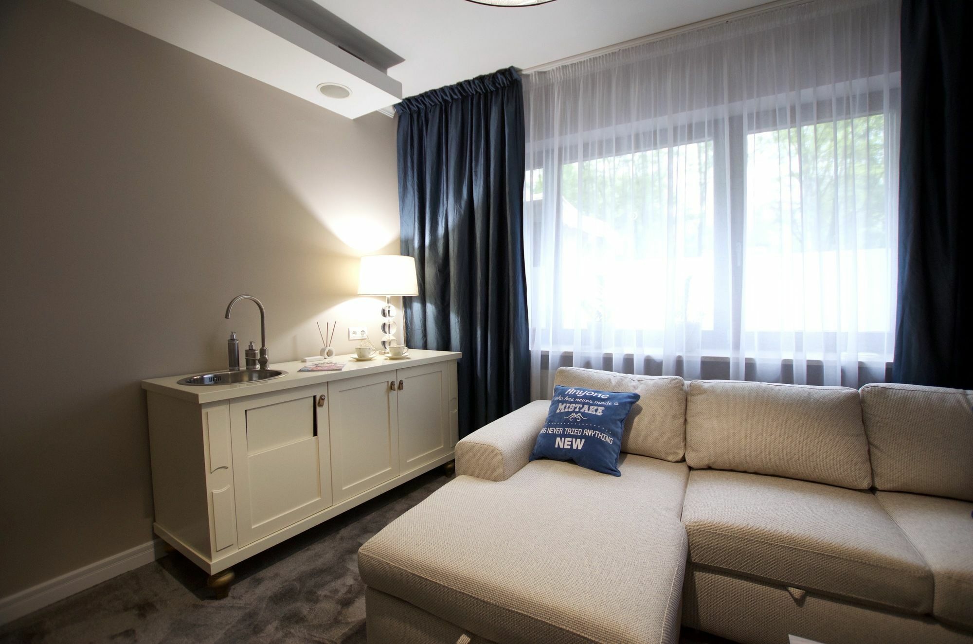 Apartment A11 & Dermique Krakau