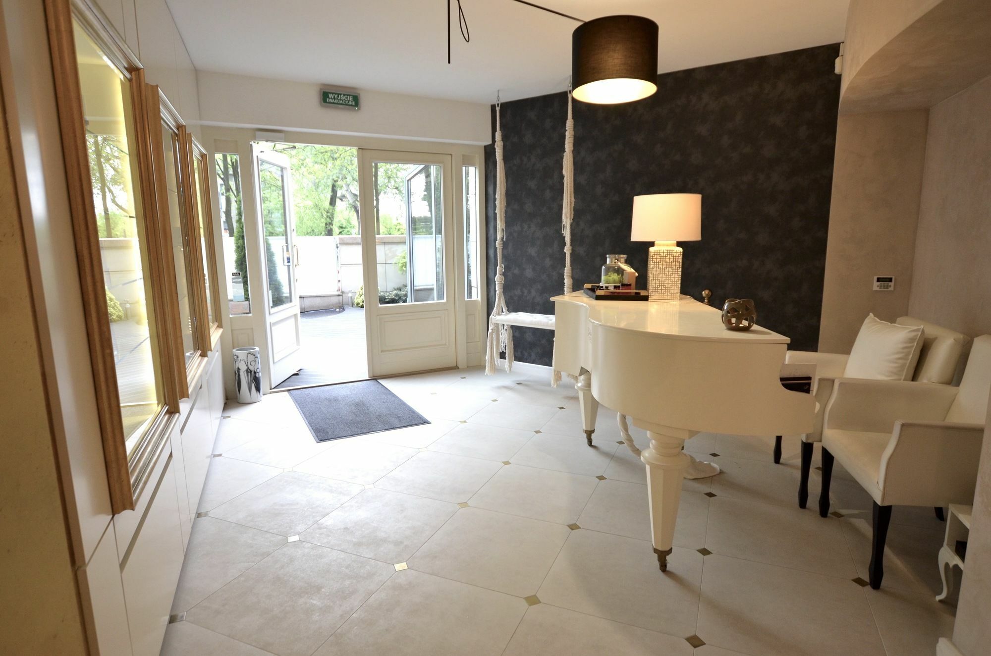 A11 & Dermique Apartment Krakau